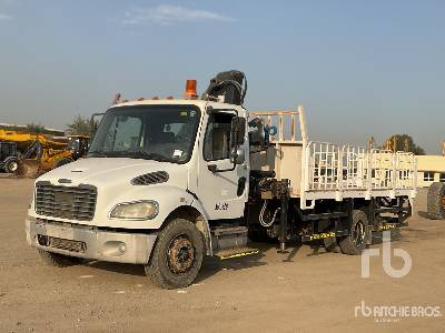 FREIGHTLINER Hiab 070A 4 ton Knuckle Boom on 4x2 - Грузовик бортовой/ Платформа, Автоманипулятор: фото 1 FREIGHTLINER Hiab 070A 4 ton Knuckle Boom on 4x2 - Грузовик бортовой/ Платформа, Автоманипулятор: фото 1