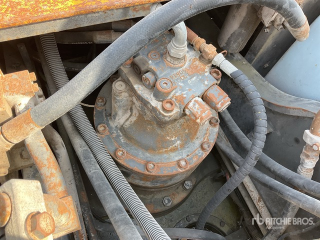 Sumitomo SH290-3 - Гусеничный экскаватор: фото 5 Sumitomo SH290-3 - Гусеничный экскаватор: фото 5