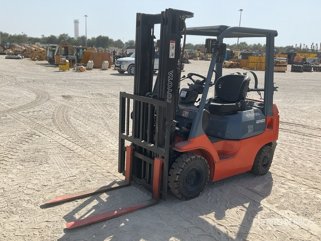 Toyota 42-7FGN15 Forklift - Вилочный погрузчик: фото 2 Toyota 42-7FGN15 Forklift - Вилочный погрузчик: фото 2