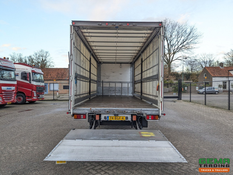 MAN TGL 12.220 4x2 Daycab Euro6 - SchuifzeilenBak 7.2M + Laadklep 2000kg - Rongpotten - Zijdeuren - Тентованный грузовик: фото 4 MAN TGL 12.220 4x2 Daycab Euro6 - SchuifzeilenBak 7.2M + Laadklep 2000kg - Rongpotten - Zijdeuren - Тентованный грузовик: фото 4