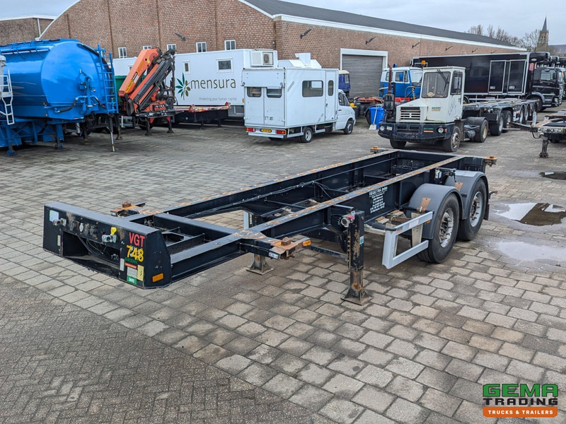 Renders EURO 700 2-Assen MB - Schijfremmen - 20FT Aansluiting - Luchtvering - 2960KG - TOP! - Полуприцеп-контейнеровоз/ Сменный кузов: фото 1 Renders EURO 700 2-Assen MB - Schijfremmen - 20FT Aansluiting - Luchtvering - 2960KG - TOP! - Полуприцеп-контейнеровоз/ Сменный кузов: фото 1