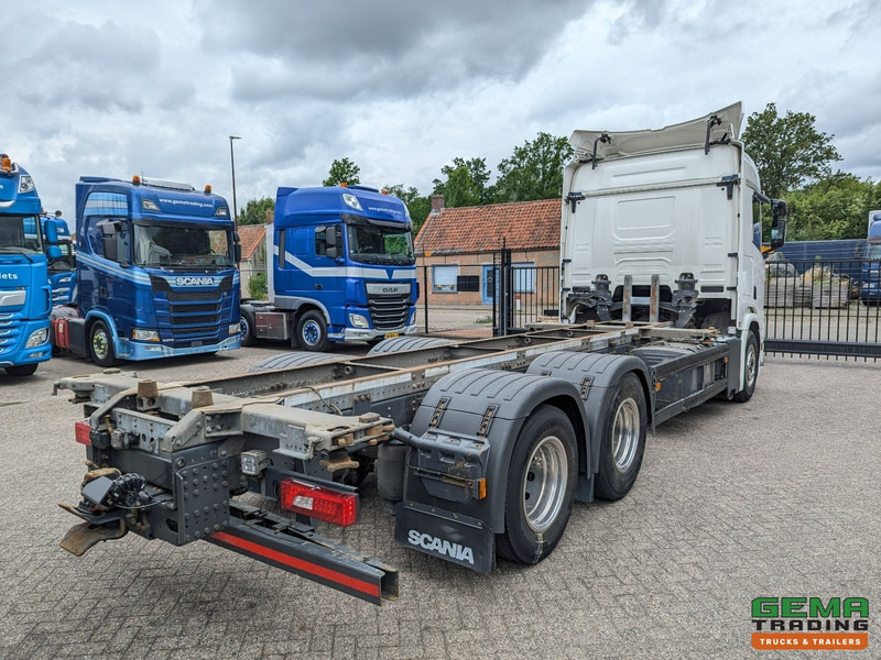 Scania R500 6x2 CR20N Euro6 - Retarder - BDF systeem - Dubbele tanks - Vangmuil - Грузовик-контейнеровоз/ Сменный кузов: фото 2 Scania R500 6x2 CR20N Euro6 - Retarder - BDF systeem - Dubbele tanks - Vangmuil - Грузовик-контейнеровоз/ Сменный кузов: фото 2