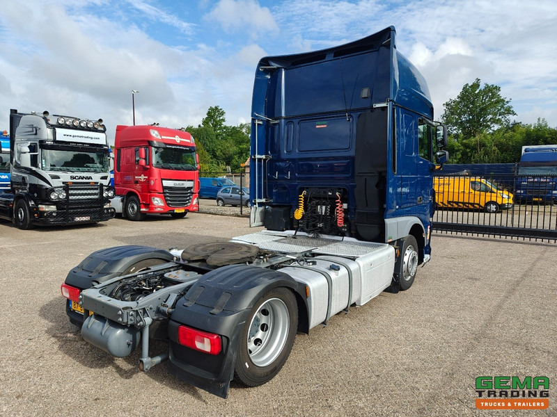 DAF XF 440 FT 4x2 SuperSpaceCab Euro6A - MEGA - Retarder - HandGeschakeld - 283.000KM! - Тягач: фото 3 DAF XF 440 FT 4x2 SuperSpaceCab Euro6A - MEGA - Retarder - HandGeschakeld - 283.000KM! - Тягач: фото 3
