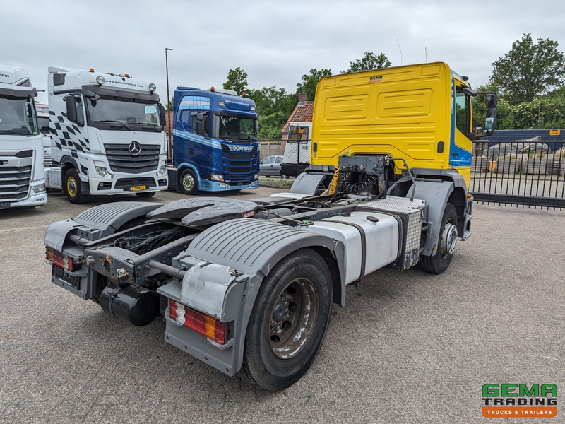 Mercedes-Benz Axor 1828 4x2 Dagcab Euro2 - Handgeschakeld - Reservewiel - Duitse Vrachtwagen - Тягач: фото 3 Mercedes-Benz Axor 1828 4x2 Dagcab Euro2 - Handgeschakeld - Reservewiel - Duitse Vrachtwagen - Тягач: фото 3