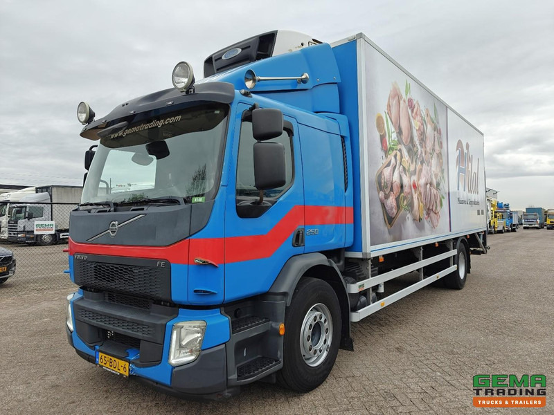 Volvo FE 250 4x2 Slaapcab Euro6 - Koel-Vriesbak 7.5m + Carrier Supra 750 Mt + Laadklep 2000kg - 01/2026 APK - Рефрижератор: фото 1 Volvo FE 250 4x2 Slaapcab Euro6 - Koel-Vriesbak 7.5m + Carrier Supra 750 Mt + Laadklep 2000kg - 01/2026 APK - Рефрижератор: фото 1