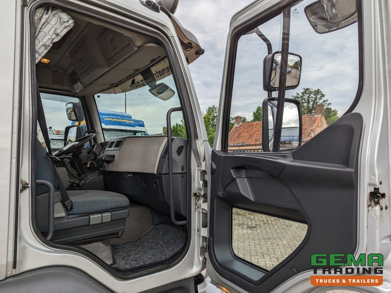 Грузовик с закрытым кузовом Volvo FL280 4x2 SleepCab 16T Euro5 6CIL - 5.60m GeslotenBak + Laadklep 2500KG - Standkachel - Zijdeur - Servicewagen (V758): фото 13