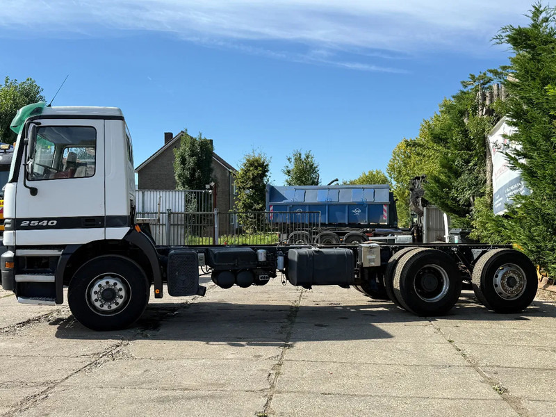 Mercedes-Benz ACTROS 2540 V6 6X2 Chassis Spring/Air EPS 3 Pedal - Грузовик-шасси: фото 3 Mercedes-Benz ACTROS 2540 V6 6X2 Chassis Spring/Air EPS 3 Pedal - Грузовик-шасси: фото 3
