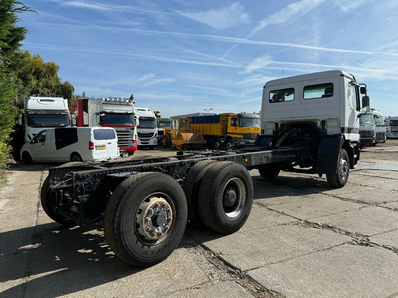 Mercedes-Benz ACTROS 2540 V6 6X2 Chassis Spring/Air EPS 3 Pedal - Грузовик-шасси: фото 5 Mercedes-Benz ACTROS 2540 V6 6X2 Chassis Spring/Air EPS 3 Pedal - Грузовик-шасси: фото 5