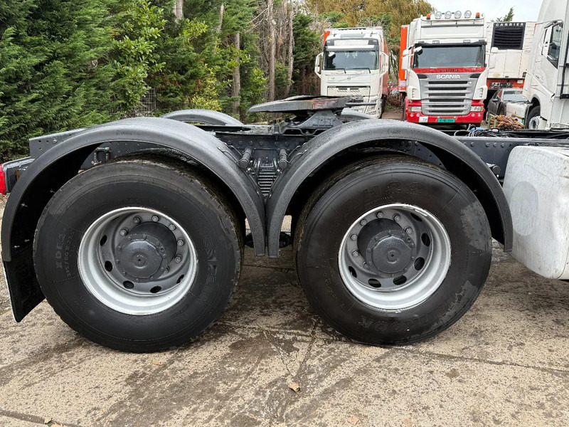 MAN TGX 33.480 6X4 Tractor-unit Spring/Spring Retarder Euro5 - Тягач: фото 5 MAN TGX 33.480 6X4 Tractor-unit Spring/Spring Retarder Euro5 - Тягач: фото 5