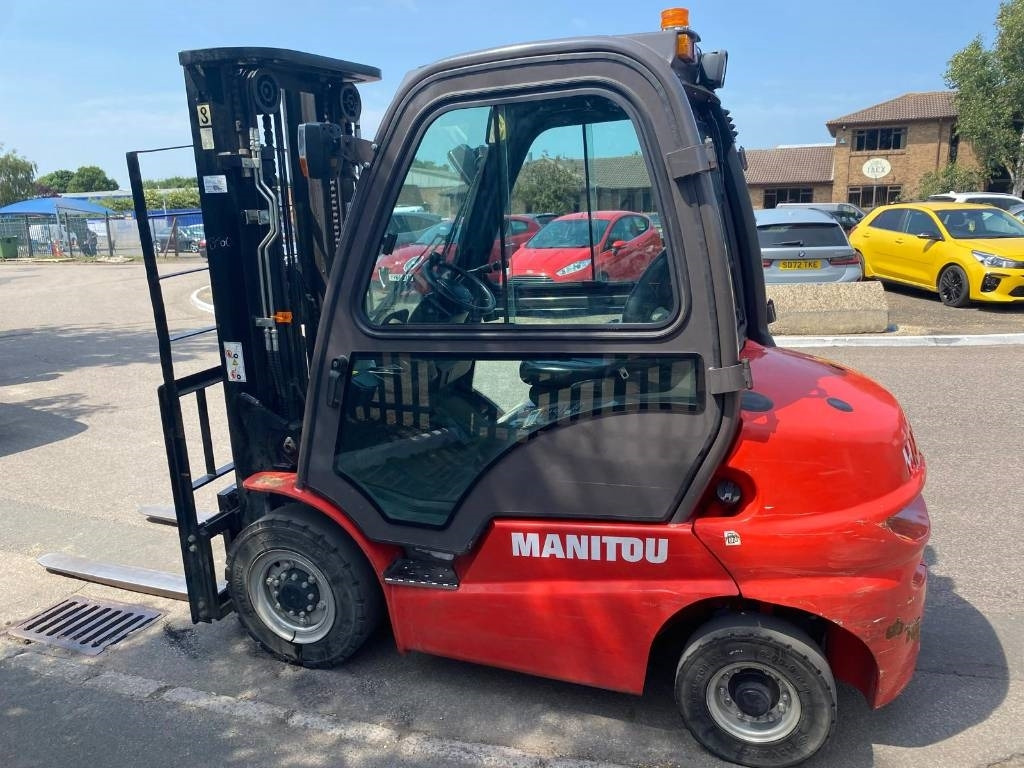 Дизельный погрузчик Manitou Mi25D: фото 13