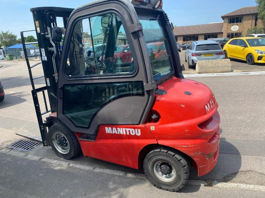 Дизельный погрузчик Manitou Mi25D: фото 7