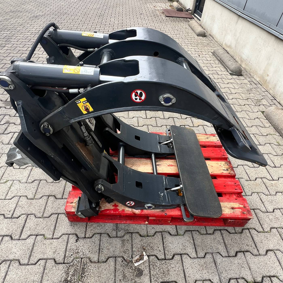 Cacade Paper Roll clamp - Захват: фото 1 Cacade Paper Roll clamp - Захват: фото 1