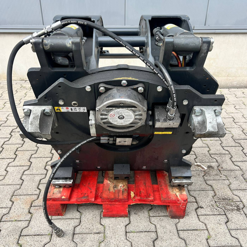 Cacade Paper Roll clamp - Захват: фото 3 Cacade Paper Roll clamp - Захват: фото 3