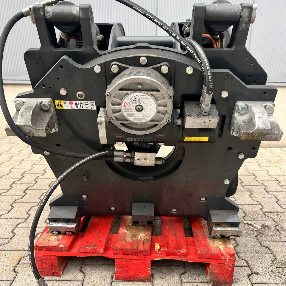 Cacade Paper Roll clamp - Захват: фото 4 Cacade Paper Roll clamp - Захват: фото 4