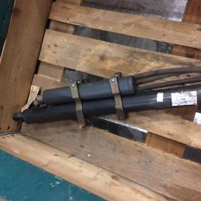 Cylinder, Shift for Jungheinrich ETV320 - Гидравлический цилиндр для Погрузочно-разгрузочной техники: фото 3 Cylinder, Shift for Jungheinrich ETV320 - Гидравлический цилиндр для Погрузочно-разгрузочной техники: фото 3