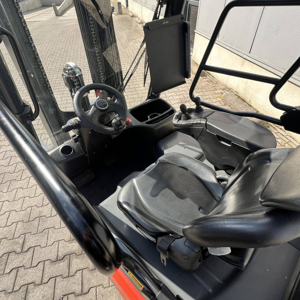 Linde E16 (386-02) EVO - Электропогрузчик: фото 4 Linde E16 (386-02) EVO - Электропогрузчик: фото 4