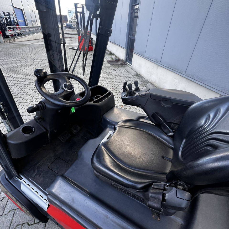 Linde E18 (386-02) EVO - Электропогрузчик: фото 4 Linde E18 (386-02) EVO - Электропогрузчик: фото 4