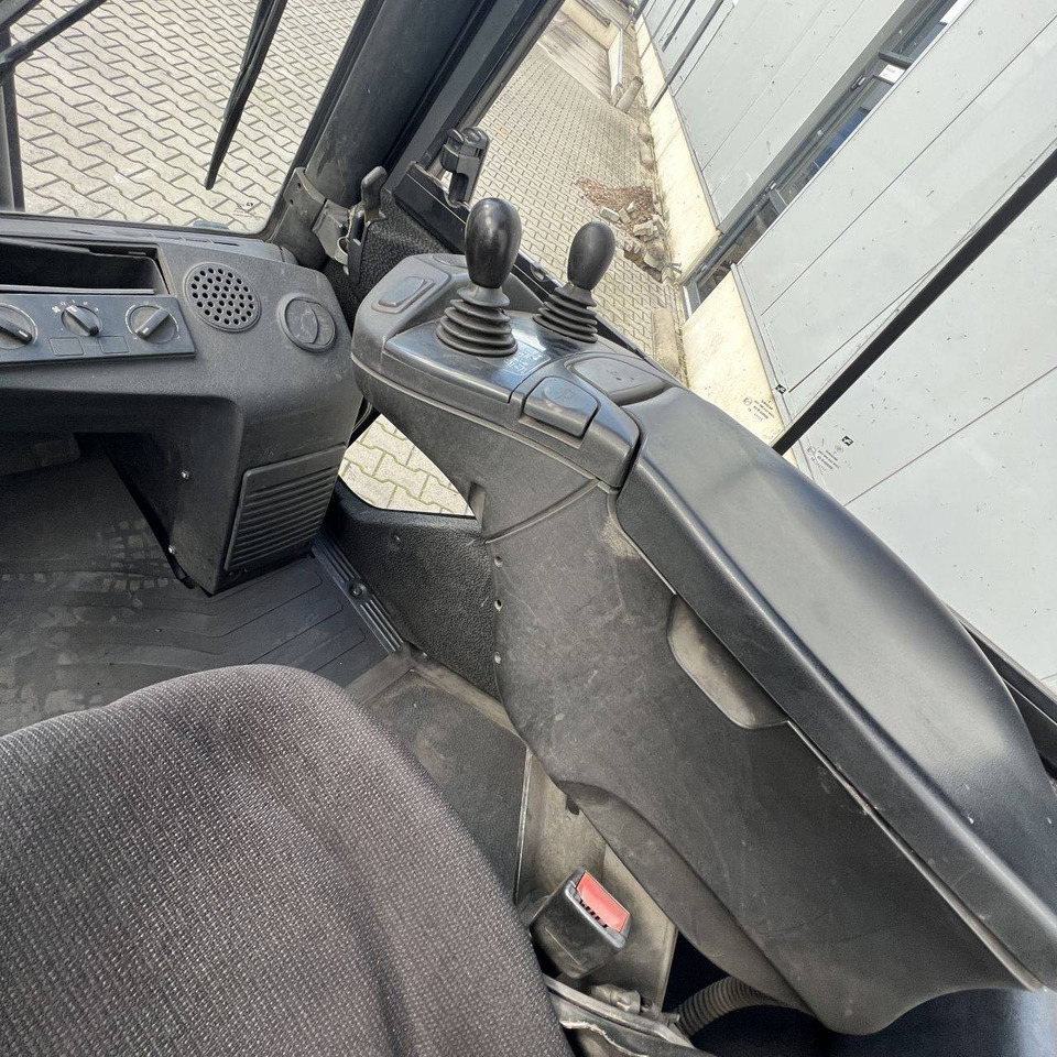 Linde H30D-02 (393) EVO - Дизельный погрузчик: фото 5 Linde H30D-02 (393) EVO - Дизельный погрузчик: фото 5