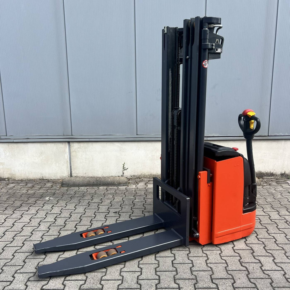 Linde L20 - Штабелер: фото 3 Linde L20 - Штабелер: фото 3