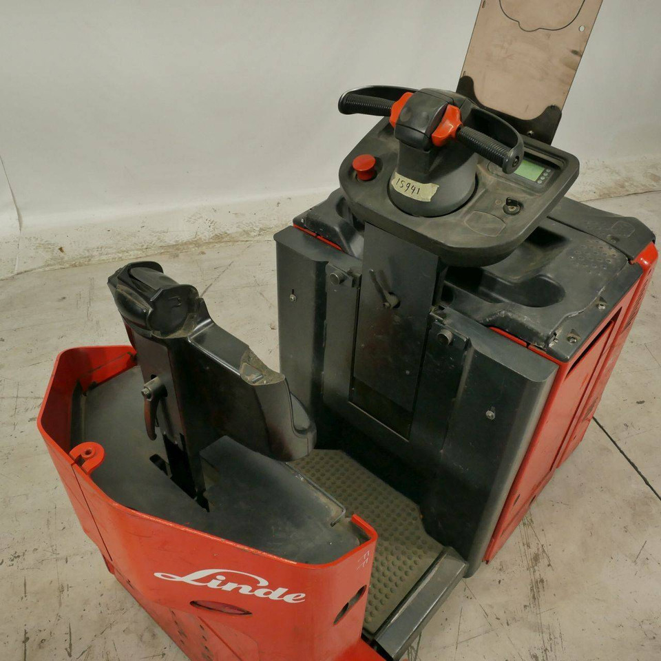 Linde P50C (1190) - Складской тягач: фото 3 Linde P50C (1190) - Складской тягач: фото 3