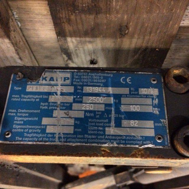 Kaup Fork positioner with separate sideshift - Навесное оборудование: фото 3 Kaup Fork positioner with separate sideshift - Навесное оборудование: фото 3