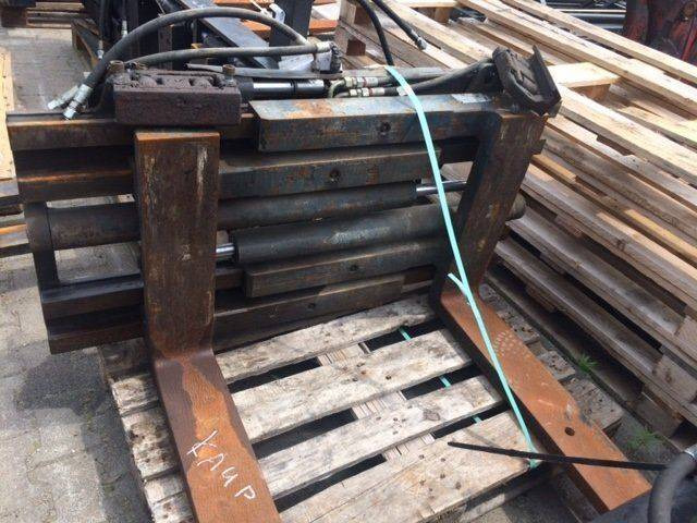 Kaup Fork positioner with side shift - Навесное оборудование: фото 1 Kaup Fork positioner with side shift - Навесное оборудование: фото 1