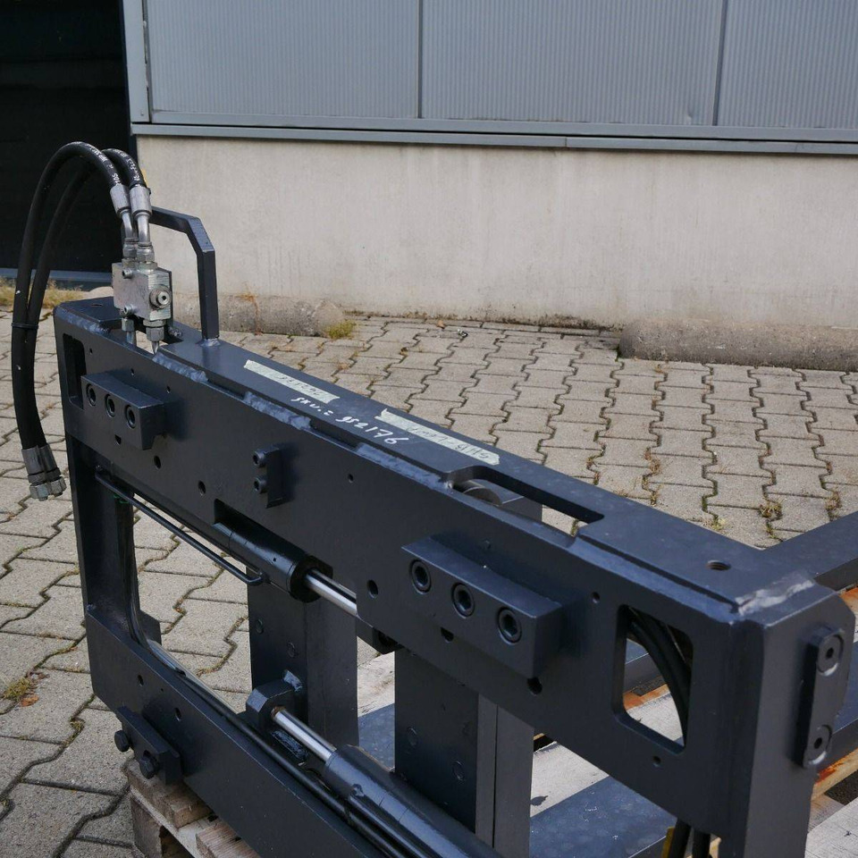SHB -LEWA Fork Positioner - Навесное оборудование: фото 4 SHB -LEWA Fork Positioner - Навесное оборудование: фото 4