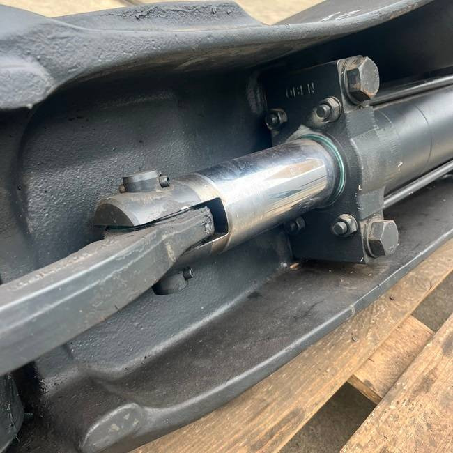 Rear axle AL80-01 3707 for Linde - Ось и запчасти для Погрузочно-разгрузочной техники: фото 5 Rear axle AL80-01 3707 for Linde - Ось и запчасти для Погрузочно-разгрузочной техники: фото 5