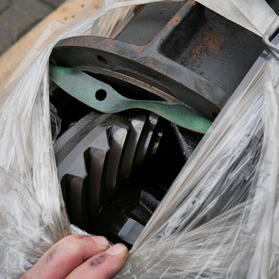 Transmission for Nissan D02 - Трансмиссия для Погрузочно-разгрузочной техники: фото 2 Transmission for Nissan D02 - Трансмиссия для Погрузочно-разгрузочной техники: фото 2