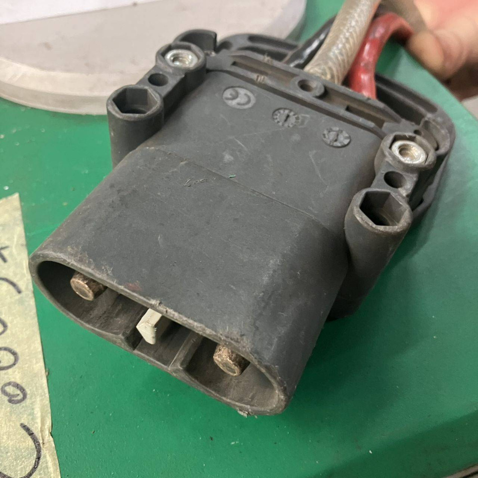Hoppecke E230 G24/50 B-F14 H0-HF Trak Air - Запчасти для Погрузочно-разгрузочной техники: фото 5 Hoppecke E230 G24/50 B-F14 H0-HF Trak Air - Запчасти для Погрузочно-разгрузочной техники: фото 5