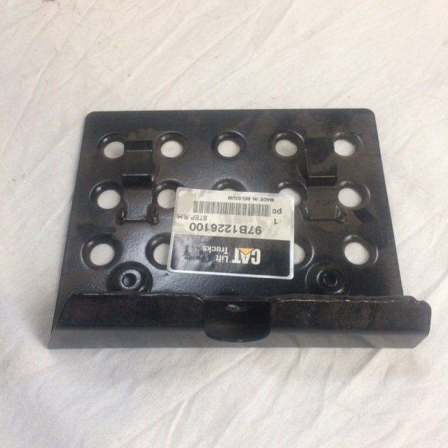 Step R.H. for Mitsubishi - Запчасти для Погрузочно-разгрузочной техники: фото 3 Step R.H. for Mitsubishi - Запчасти для Погрузочно-разгрузочной техники: фото 3