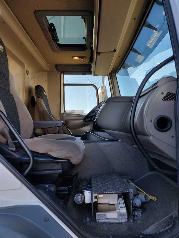 DAF FAN CF85 - Грузовик-цистерна: фото 3 DAF FAN CF85 - Грузовик-цистерна: фото 3