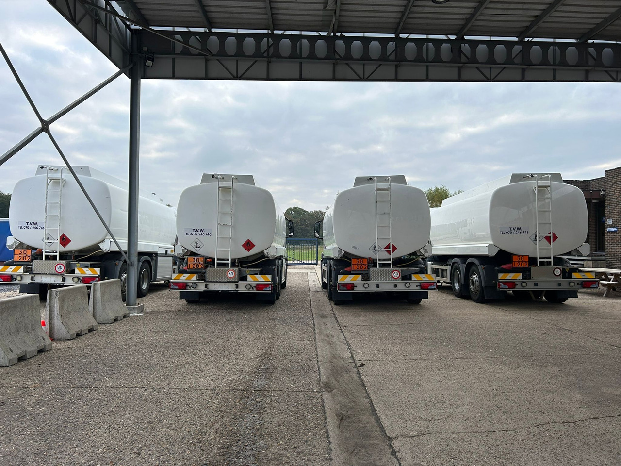 MAN TGS (lot of 4) - Грузовик-цистерна: фото 5 MAN TGS (lot of 4) - Грузовик-цистерна: фото 5