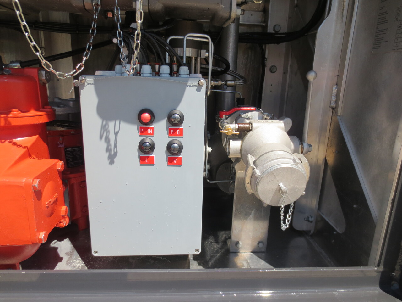 SCANIA G370 - Грузовик-цистерна: фото 4 SCANIA G370 - Грузовик-цистерна: фото 4