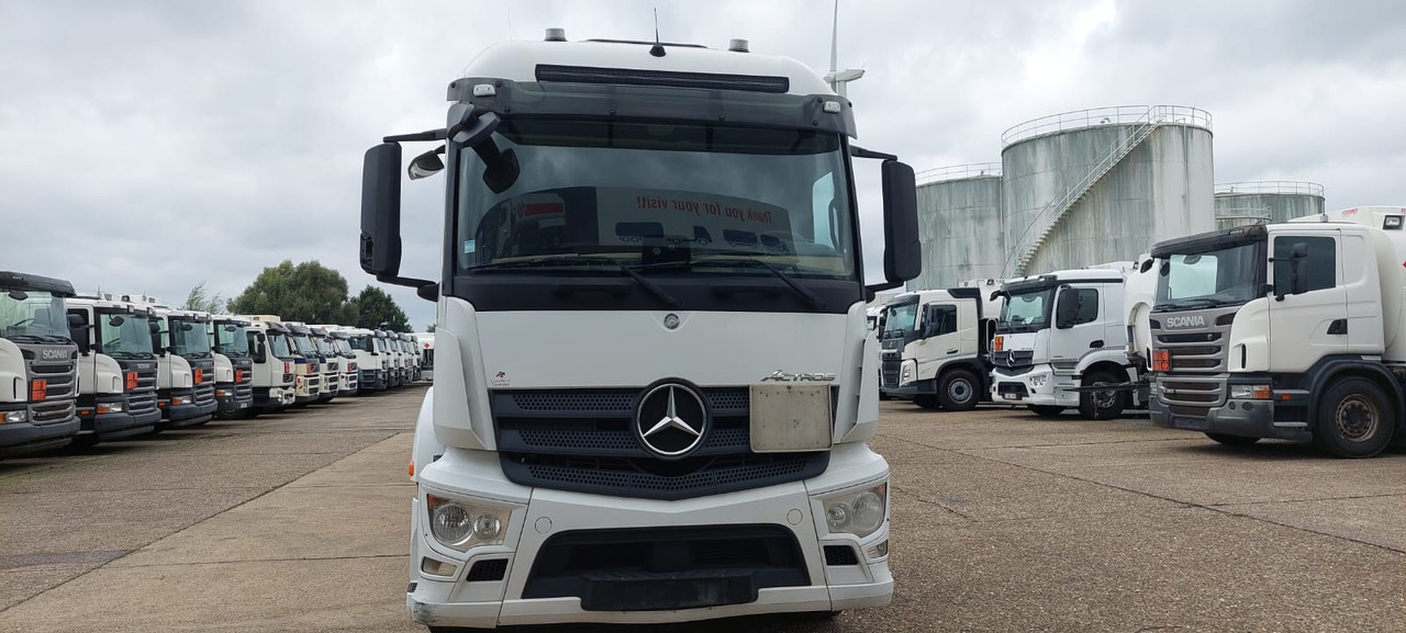 MERCEDES Actros - Тягач: фото 2 MERCEDES Actros - Тягач: фото 2