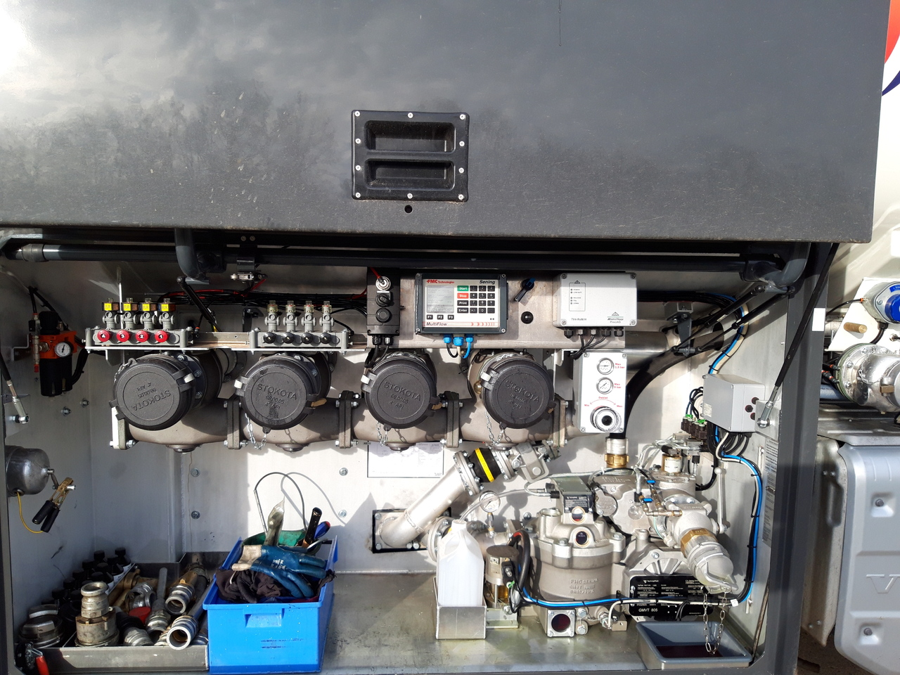 VOLVO FM - Грузовик-цистерна: фото 2 VOLVO FM - Грузовик-цистерна: фото 2