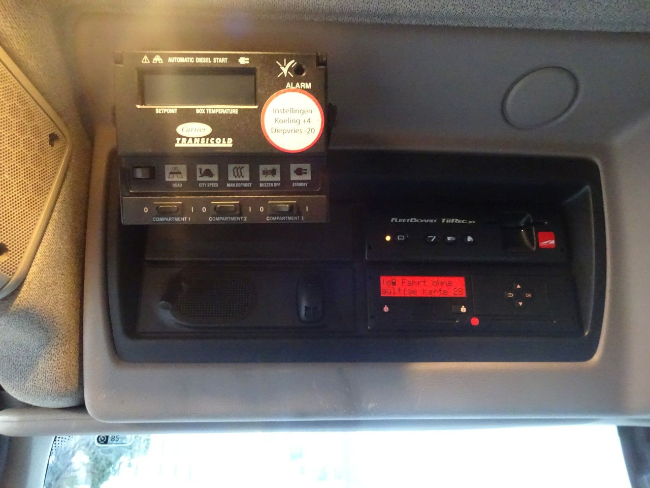 Грузовик с закрытым кузовом DAF LF 230, 12 T, LBW, Türen, Klima, Automat, Kamera: фото 13