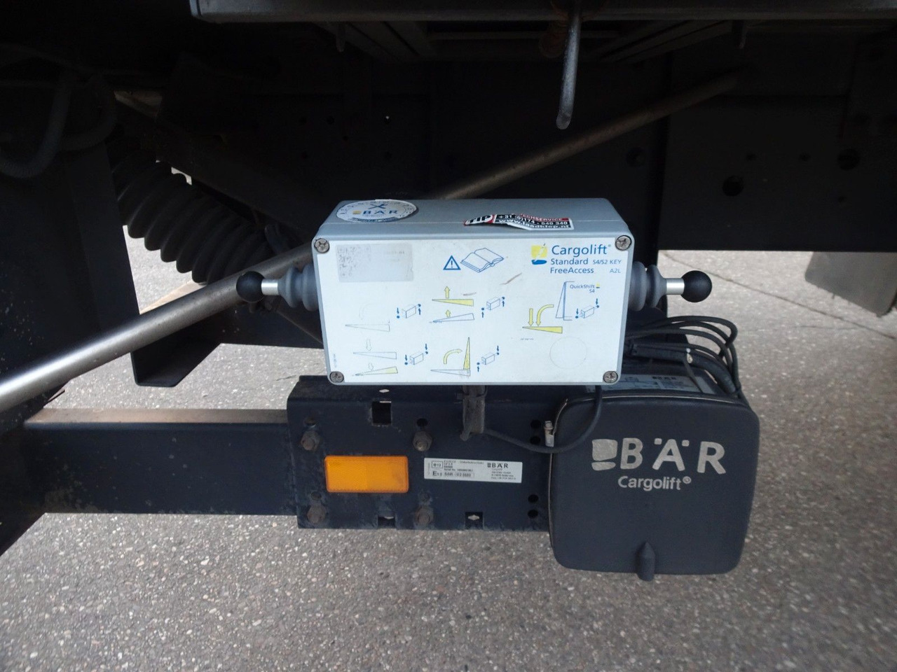 Грузовик с закрытым кузовом DAF LF 230, 12 T, LBW, Türen, Klima, Automat, Kamera: фото 15