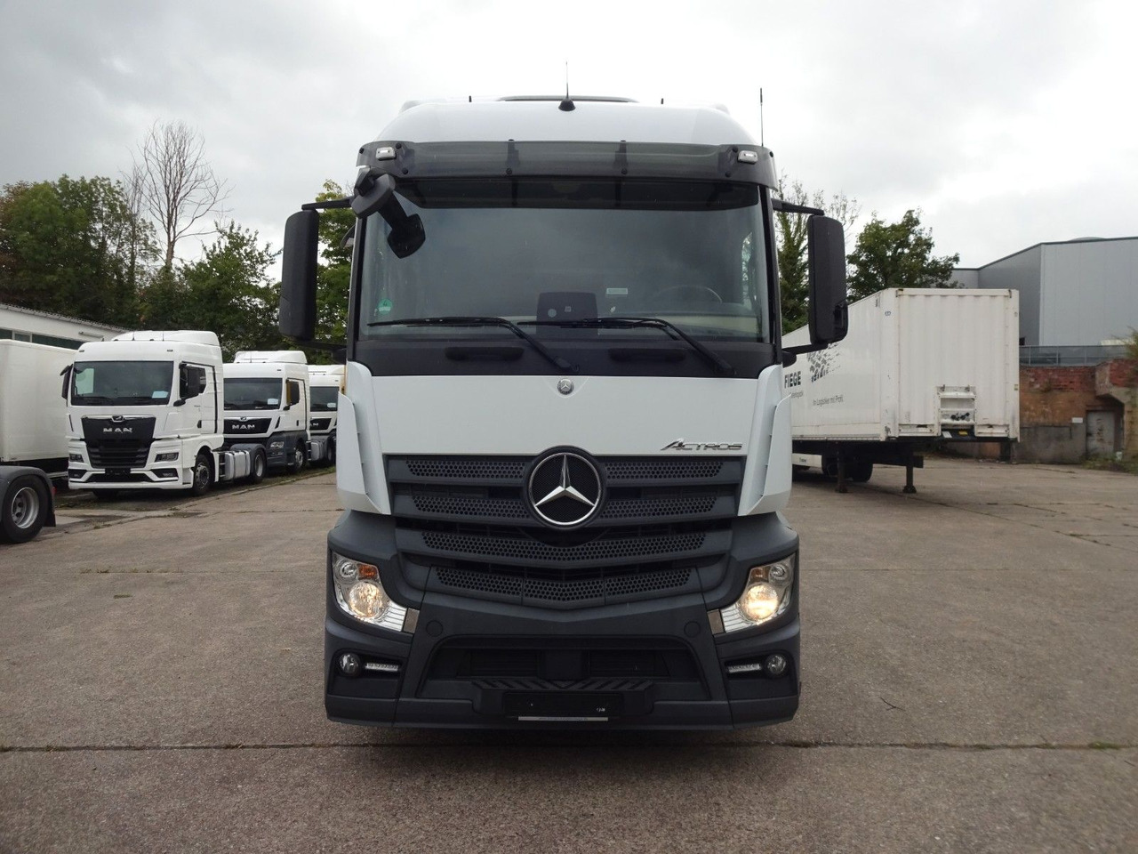 Mercedes-Benz 1843, Retarder, Klima - Тягач: фото 2 Mercedes-Benz 1843, Retarder, Klima - Тягач: фото 2