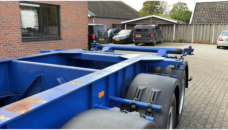 Полуприцеп-контейнеровоз/ Сменный кузов Hendricks 20ft container Kippchassis 24V hydraulic Self support!: фото 13