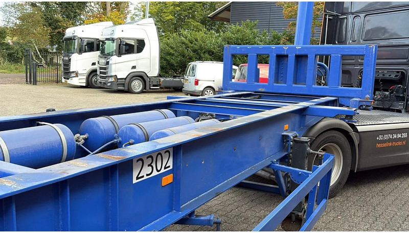 Полуприцеп-контейнеровоз/ Сменный кузов Hendricks 20ft container Kippchassis 24V hydraulic Self support!: фото 17