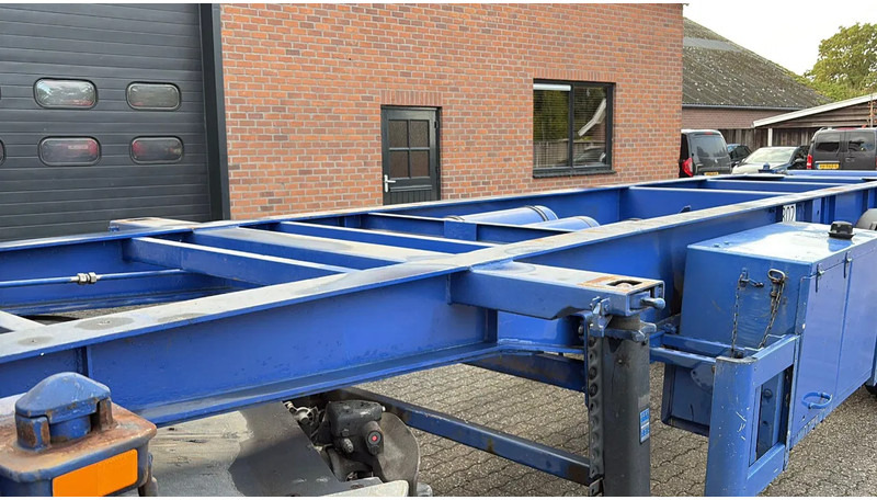 Полуприцеп-контейнеровоз/ Сменный кузов Hendricks 20ft container Kippchassis 24V hydraulic Self support!: фото 10