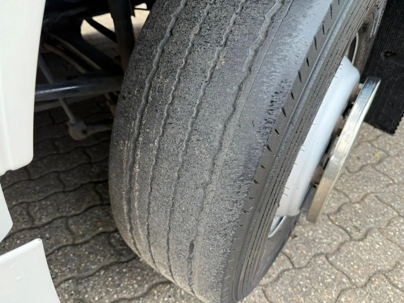 Грузовик-шасси MAN TGM TGM 15.250 4X2 Chassis, Airco, 526.460 KM, Slaapcabine: фото 9 Грузовик-шасси MAN TGM TGM 15.250 4X2 Chassis, Airco, 526.460 KM, Slaapcabine: фото 9