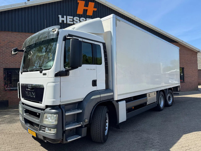 MAN TGS 26.320 EEV Koffer Stuuras AHK 3.000KG LBW 337.340KM! NL TRUCK - Грузовик с закрытым кузовом: фото 1 MAN TGS 26.320 EEV Koffer Stuuras AHK 3.000KG LBW 337.340KM! NL TRUCK - Грузовик с закрытым кузовом: фото 1