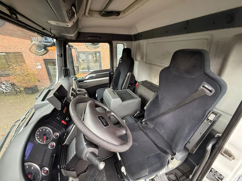 Грузовик с закрытым кузовом MAN TGS 26.320 Koffer Stuuras AHK 2.500KG LBW 319.460KM! NL Truck: фото 9