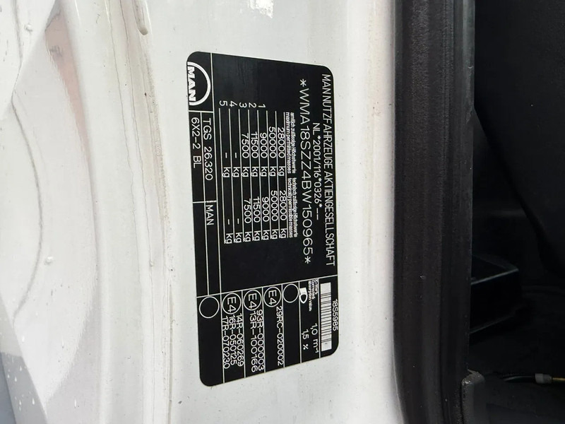 Грузовик с закрытым кузовом MAN TGS 26.320 Koffer Stuuras AHK 2.500KG LBW 319.460KM! NL Truck: фото 18