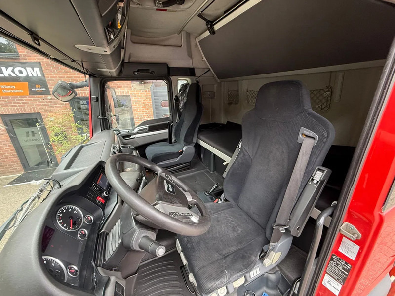 Грузовик с закрытым кузовом MAN TGX 26.400 2X! 6X2 JUMBO Kombi 120m3 Complete 2015, Galvanized: фото 12 Грузовик с закрытым кузовом MAN TGX 26.400 2X! 6X2 JUMBO Kombi 120m3 Complete 2015, Galvanized: фото 12