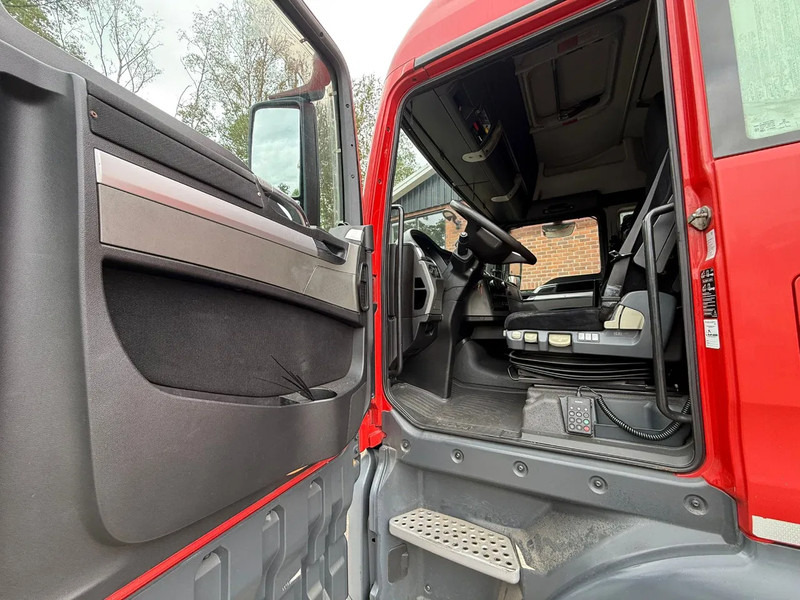 Грузовик с закрытым кузовом MAN TGX 26.400 2X! 6X2 JUMBO Kombi 120m3 Complete 2015, Galvanized: фото 13 Грузовик с закрытым кузовом MAN TGX 26.400 2X! 6X2 JUMBO Kombi 120m3 Complete 2015, Galvanized: фото 13