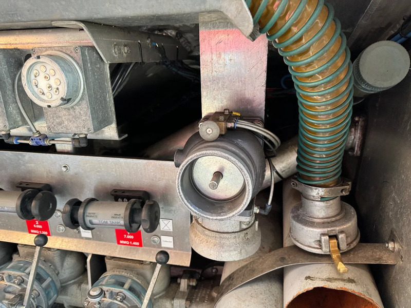 Сельскохозяйственный прицеп ROHR FUEL Kraftstoff Benzin/Diesel 26.000L 4 Rooms ADR Pump: фото 15 Сельскохозяйственный прицеп ROHR FUEL Kraftstoff Benzin/Diesel 26.000L 4 Rooms ADR Pump: фото 15