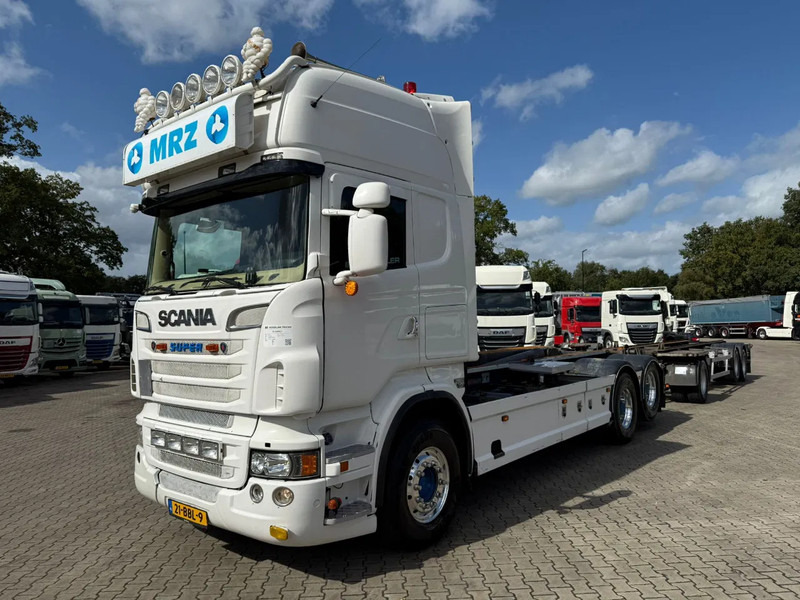 Scania R560 V8 6X2 VDL Haakarm AHK NL Truck - Крюковой мультилифт: фото 1 Scania R560 V8 6X2 VDL Haakarm AHK NL Truck - Крюковой мультилифт: фото 1